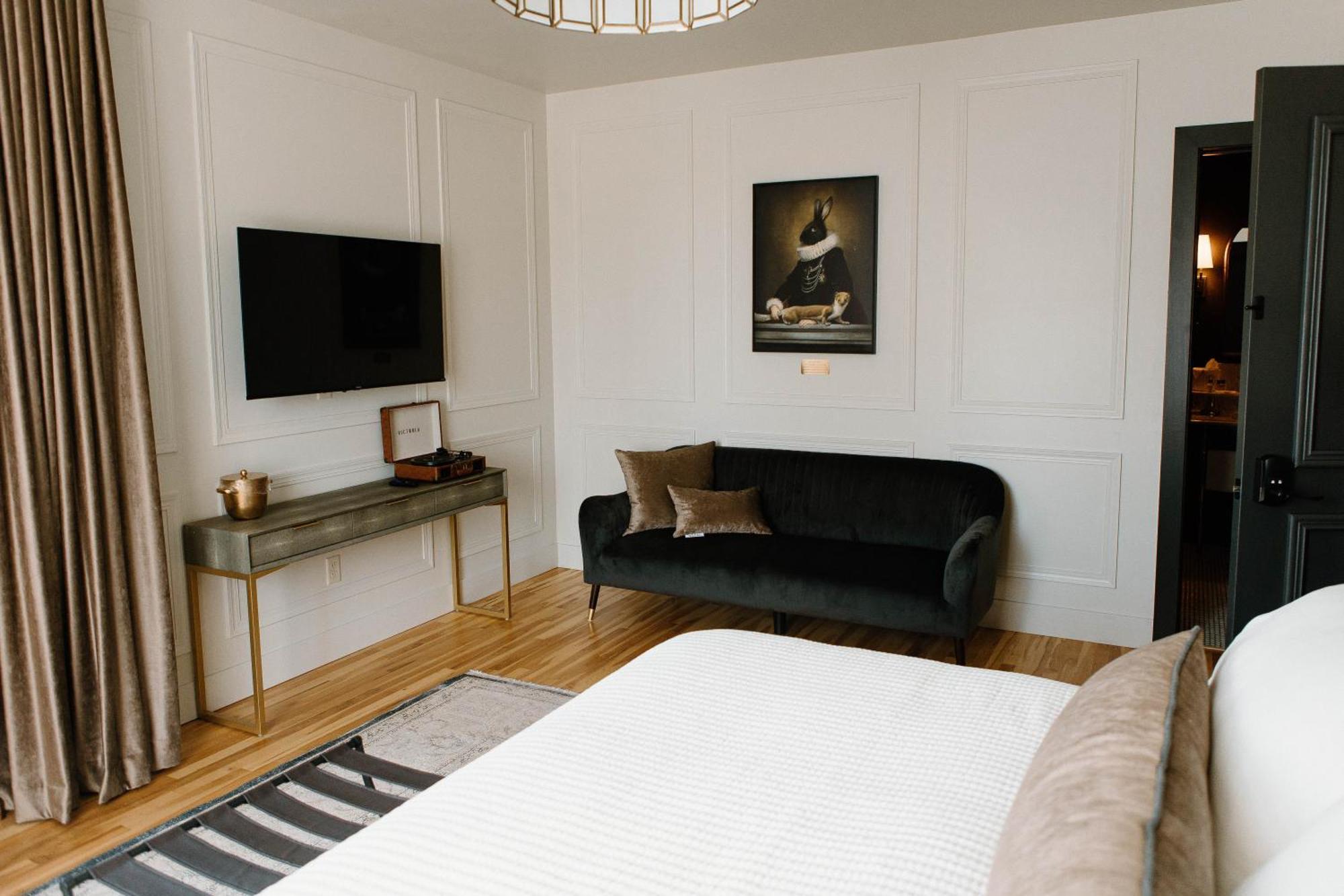 Hatchery Hotel & Event Center La Crosse Extérieur photo